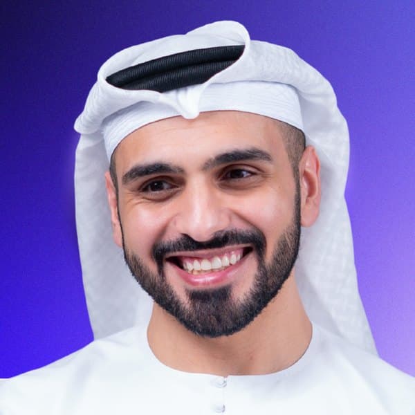 أحمد الظريف، مؤسس تابيو ومن أكثر أصوات الموارد البشرية متابعةً في الإمارات.